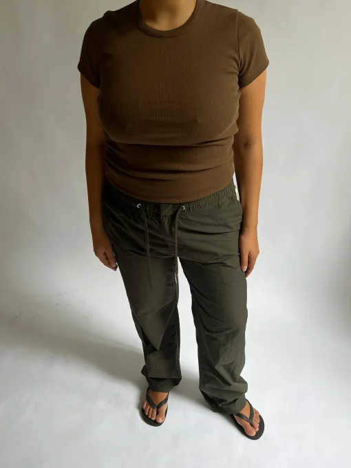 Djerf Avenue Daglig T-Shirt Ribbed Kakao Store