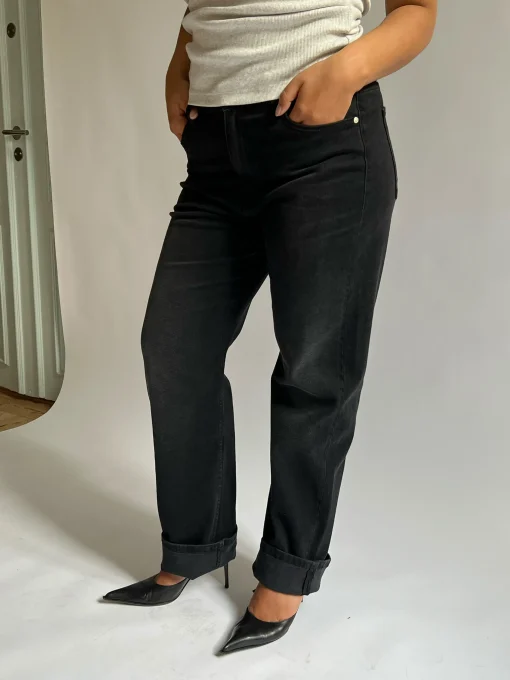 Djerf Avenue Raka Jeans Svart Shop